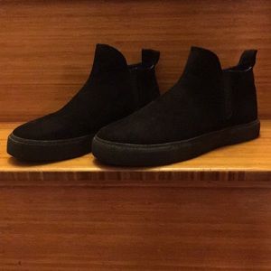 Zara Man Black Velvet Shoes